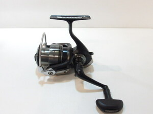 ダイワ　 ブラディア 2500 DAIWA BRADIA スピニングリール (30226