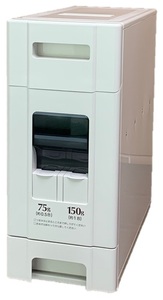 ★白色 コンパクト ライスボックス(米びつ)１２kg 0.5合計量可 未使用品★