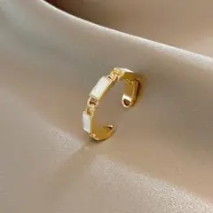 高級感♡　指輪　フリーサイズ　リング　ゴールド　ホワイト　シンプル　上品