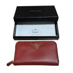 ✴︎早い者勝ち✴︎ PRADA 財布　赤　長財布