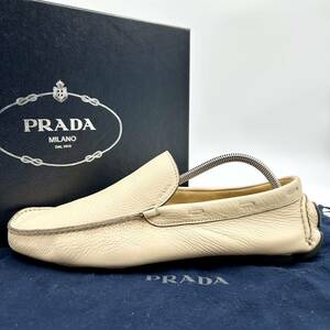 1円 【美品】 PRADA プラダ 【圧倒的高級感】 メンズ ドライビングシューズ スニーカー シューズ 靴 ビジネス クリーム ロゴ 26cm相当