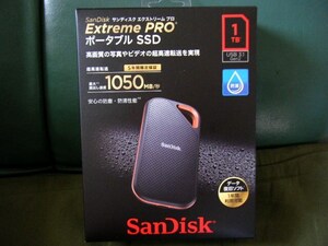 ☆☆新品未使用　SanDisk ExtremePRO ポータブルSSD　1TB　 型番：SDSSDE80-1T00-J25！☆☆