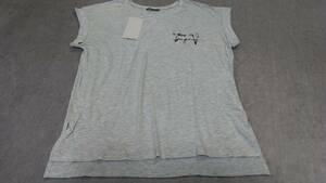 半袖　Tシャツ　M～L　身幅５４　ZARA　薄グレー　ロゴ　新品