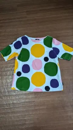 お値下げ中☆МsizeのMarimekko✕UNIQLOグラフィックTシャツ