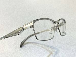 Masaki Matsushima マサキマツシマ　日本製　ブランド　シルバー　メガネ　眼鏡　フルリム　チタン　軽い　高級感　MF-1254