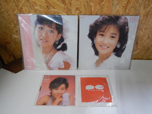 ○●○岡田有希子 レコード4枚セット（ジャンク品）○●○