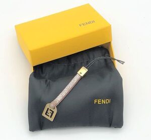 0l1k31J039 FENDI ストラップ 携帯ストラップ 小物 ピンク×ゴールド レザー×GP 箱有 フェンディ