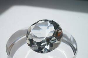 稀少！天然水晶カービング、彫刻AAAランク水晶使用「希少オリジナルカットルース」 10.2ct