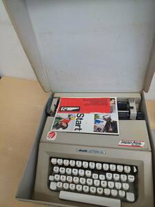 52496◆中古 Olivetti/タイプライターLETTERA 25 レッテラ25