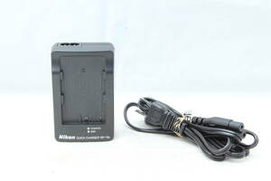 Nikon ニコン 　純正　充電器　MH-18a　 クイックチャージャー　QUICK CHARGER　本体のみ 　Y-16