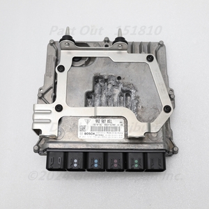 [P-17] ポルシェ 992 911 エンジンコンピューター 992907051 カレラ4S 中古