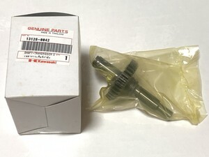 KAWASAKI（カワサキ） 純正 13128-0042 トランスミッション アウトプットシャフト　新品　KSR110 （KL110A) KLX110 (KLX110A)