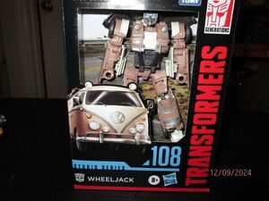 Volkswagen Toy TOMY TRANSFORMERS Wheel Jack transformed 1/32ish nib 海外 即決