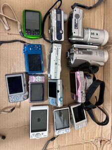 1円からスタートデジタルカメラとアナログカメラジャンク品として扱う Canon CASIO FUJIFILM Nikon 