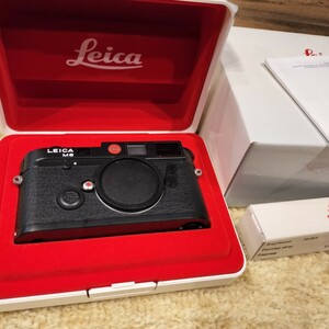 新品未使用 Leica ライカ【Leica/ライカM6/黒ボディ ストラップ付属 箱付き