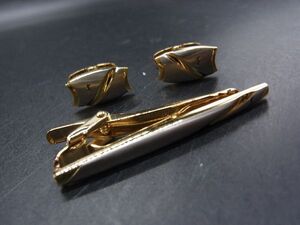 YVESSAINTLAURENT イヴサンローラン ロゴプレート ネクタイピン カフスボタン カフリンクス 2点セット メンズ ゴールド系 DH1620