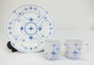 ROYAL COPENHAGEN ロイヤルコペンハーゲン ブルーフルーテッド プレインレース プレート1枚 マグカップ2個 3点セット 大皿 コーヒー ティー