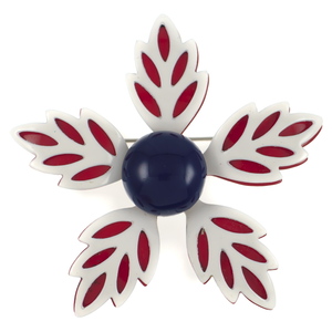 A9431◆ 赤と白のエナメルペイントの花 フラワーモチーフ ◆ ヴィンテージブローチ ◆