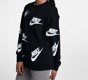 ☆匿名発送☆新品タグ付き Mサイズ 店舗完売 ナイキ 総柄 スウッシュ トレーナー スウェット NIKE AS W NSW CREW FUTURA TOSS アトモス