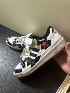 TRAE YOUNG × SO SO DEF × ADIDAS ORIGINALS FORUM LOW アディダス フォーラムロー トレイヤング×ソーソーデフ　ジャンク