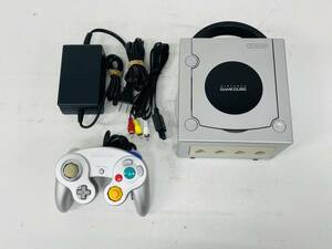 【動作確認済み・送料無料】Nintendo GAMECUBE 本体 シルバー コントローラー ACアダプタ AVケーブル DOL-001 ニンテンドー