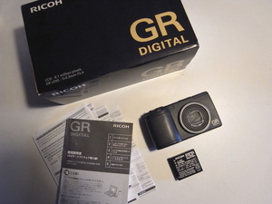 ショット数2390 RICOH デジタルカメラ GR DIGITALII リコーGR デジタル2