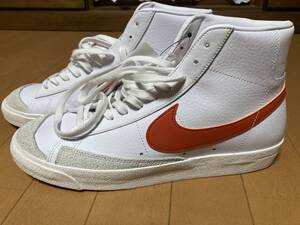 NIKE BQ6806-110 30cm以上　美品