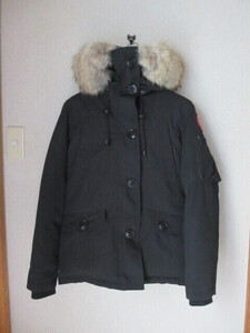 ☆CANADA GOOSE カナダグース　2530L　ダウンジャケット　ブラック　サイズ XS　レディース☆