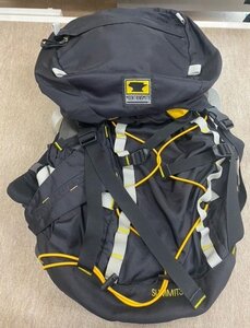 4卍1098【MOUNTAINSMITH/マウンテンスミス】SUMMIT 38 バックパック 38L ブラック×イエロー レインカバー付き 札幌・店頭引取可