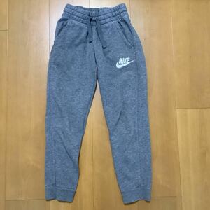 NIKE キッズ　パンツ　XS