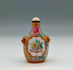 中国古美術 粉彩染付 五彩色絵 金彩開窓鼻煙壺 清時代 養和堂在銘 雍正時代