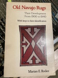 OLD NAVAJO RUGSオールドナバホラグ織物USAビンテージ洋書INDIAN JEWERLYインディアンジュエリーアメリカントリー西海岸サーフ世田谷ベース