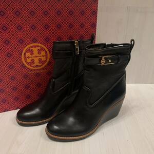 美品 Tory Burch トリーバーチ ショートブーツ ロゴ ボア 6M 約23cm 