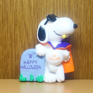 スヌーピー　フィギュア　PVC　ハロウィン　ドラキュラ　ピーナッツ　SNOOPY