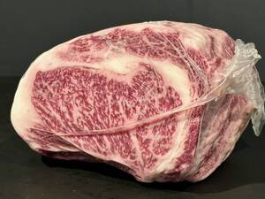 【即決】希少【A4】黒毛和牛リブロース/チルド 2.2kg 切るだけスペック 上質な経産牛 贅沢ステーキ すき焼き しゃぶしゃぶ 現品画像 W0752