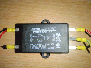 T016-05 TDK製AC電源ライン用EMCフィルタ　ZCB2203-11