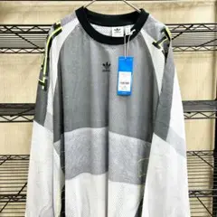 新品未使用！　adidas グラフィックメッシュ長袖Tシャツ　グレー