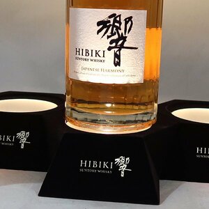 DKG★ 激レア 美品 SUNTORY サントリー HIBIKI 響 光る 3連 ライトアップ ディスプレイ ボトルスタンド 3連ライティングスタンド