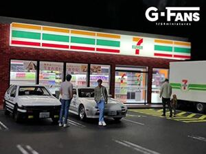 即納　G-FANS 1/64 セブンストア　ジオラマ　コンビニ　点灯 組立式　駐車場付き　ミニカー専用②