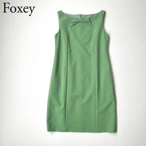 美品 FOXEY NEW YORK フォクシーニューヨーク ドレス　レディミニ ワンピース　ノースリーブ 膝丈　膝上丈　リボン ストレッチスムース