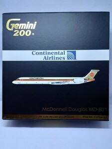 ジェミニ 1/200 コンチネンタル・ミクロネシア航空 マクドネル・ダグラス MD-80 N15841 レッドミートボール 開封済み スタンド欠品 美品