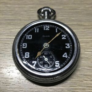 ELGIN エルジン 軍用提げ時計 手巻き 裏蓋スクリュー 黒文字板 風防なしジャンク ビンテージ！