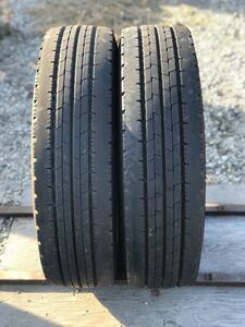 3024 ダンロップ　215/70R17.5 2本セット