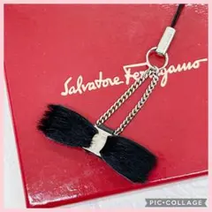 Ferragamo フェラガモ ストラップ チャーム ヴァラリボン 黒 シルバー