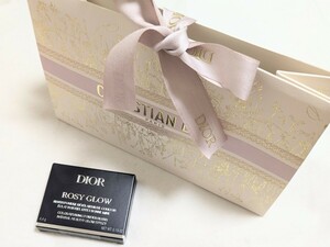 限定品　新品未使用　Dior クリスチャンディオール　ロージーグロウ 063 ピンクライラック サマーコレクション　チーク　ギフトボックス付