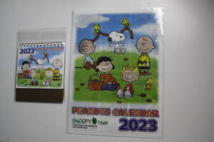 スヌーピータウンショップ オリジナル　卓上カレンダー 2023　カレンダークリアファイル 2023　 PEANUTS スヌーピー 2023年　カレンダー