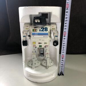 バンダイ　BANDAI ラジコン　ロボット　WALKINGROBO type-1 インテリア コレクション レトロ　中古　動作未確認　W-0724-04