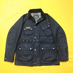 Barbour international SL　M バブアー　インターナショナル　スリム