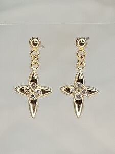 k18yg★天然ダイヤ0.12ct☆ピアス☆20