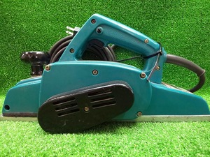 中古品 makita マキタ 110mm 電気カンナ 1911B